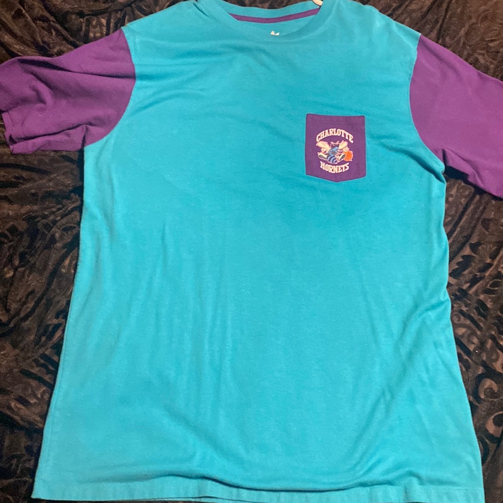 Charlotte hornets shirt